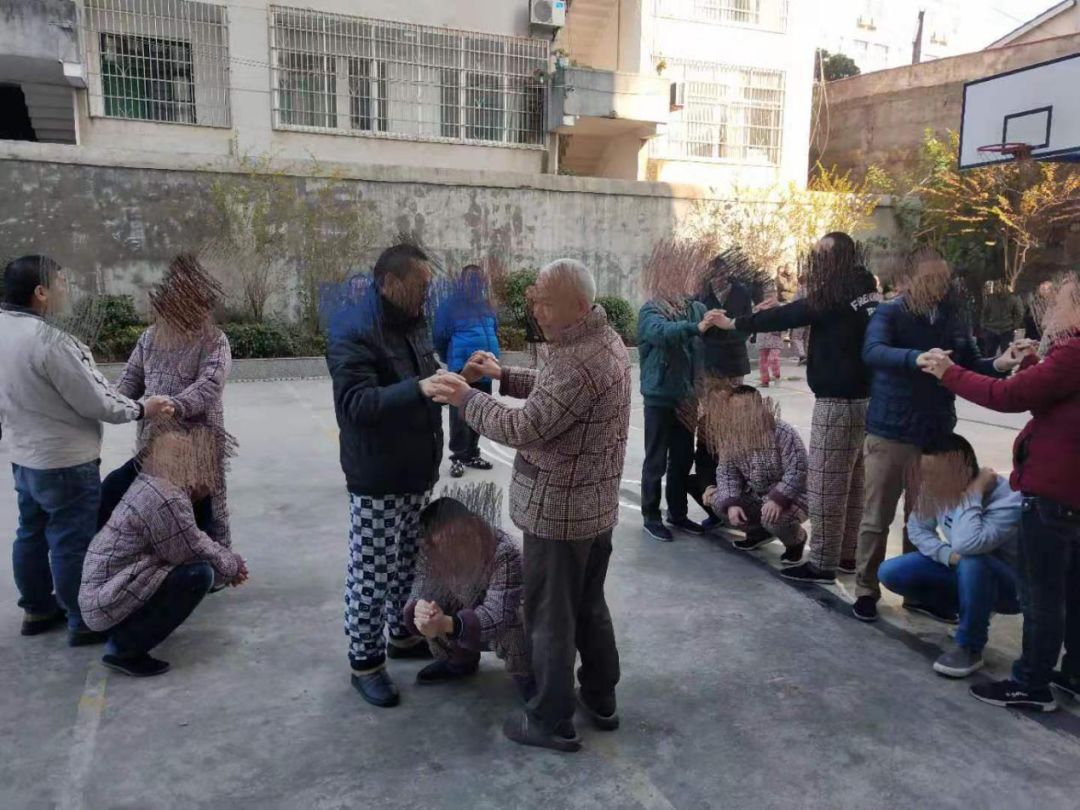 冬日暖阳下的趣味康复活动——记三病区患者室外团体活动(图2)